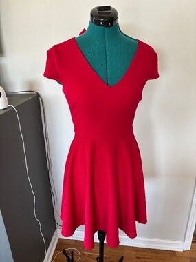 B. Darlin cherry red mini dress fit and flare, S